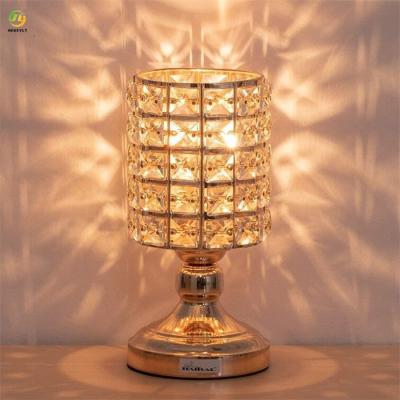 China 60W Metal Bedside LED Crystal Table Lamp E26 Bulb Base zu verkaufen