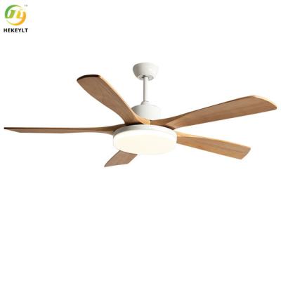 Cina il ventilatore da soffitto di 50W il LED Smart accende 4 pale di legno con telecomando in vendita