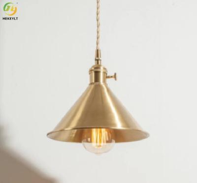 China Abajur de Metal Simples Moderno Pendente Vintage Luminárias Lâmpada de Vidro Decoração Interna à venda