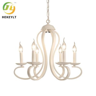 China De Europese Eenvoudige van de de Eetkamerslaapkamer van Ijzerart candle chandelier living room Lamp van de de Kledingsopslag Te koop