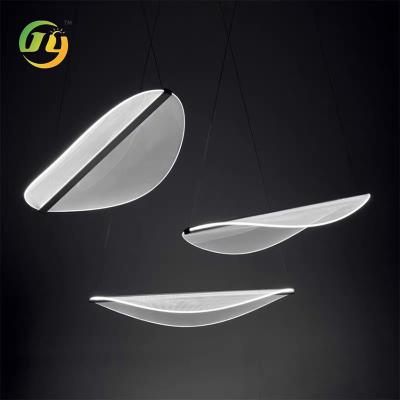 中国 Customized Nordic Semi-Circular Pendant Lights Acrylic Minimalist Modern Bar Counter Hotel Restaurant Hanging 販売のため