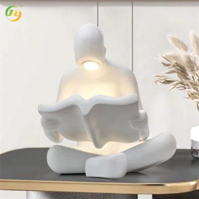 China JYLIGHTING White Art Design Lâmpada de chão moderna Interior Lâmpada de chão moderna escultura abstrata criativa manequim LED à venda