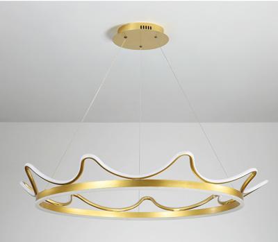 Cina Indoor Lighting Crown Shape Aluminum Acrylic Nordic Luxury Chandeliers & Pendant Lights Modern in vendita