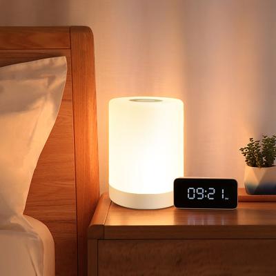 China Modern Smart Bedside Table Lamp Friend Creative LED USB Desk Light Bed Led Lamp for sale