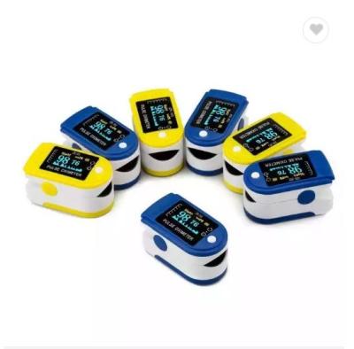 China De kleur Geleide Impuls Oximeter van de het Scherm Digitale Handbediende Draagbare Vingertop Te koop