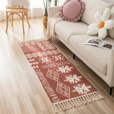 China Low MOQ New Arrival Soft Environment Friendly Fine Workmanship Cotton Bedroom Rug Rus Washable for sale