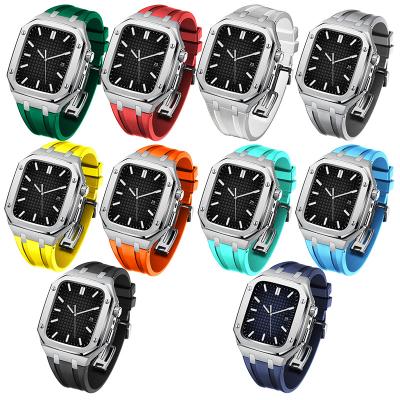 China Replaceable Luxury Stainless Steel Iwatch Bands With Case Watchband For Apple Watch Band 45mm 44mm Series7/4/5/6/SE With Cover Device for sale