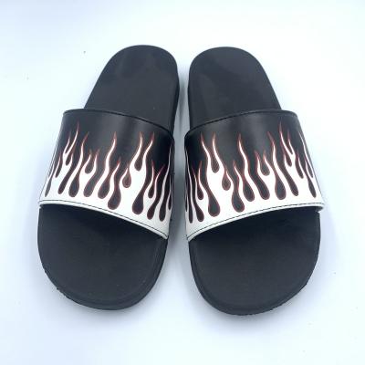 China Printed Home Slippers For Men Wear Cool Slippers Outdoor Soft Bottom Anti Clog Slippers for sale