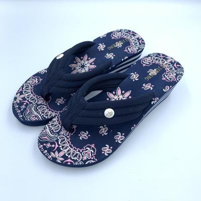 China Fabric Upper Comfortable High Heel Printed Outdoor Sandal for sale