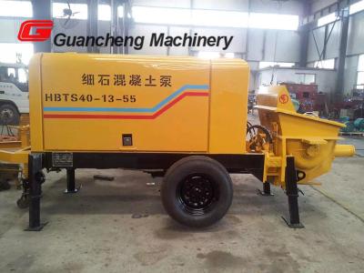 China Mobile Concrete Pump And Mixer With Electric Motor Concrete Pump 2000kg Total weight for sale