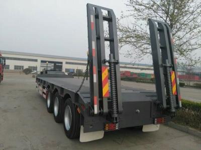 China Carbon Steel 3 Axle Lowboy Semi Trailer / Low Bed Semi Trailer With Rail for sale