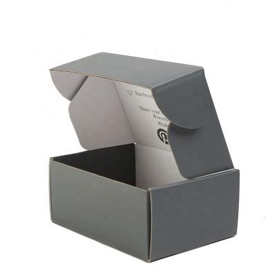 China Recyclable Recycled Brown Material Kraft Paper Shipping Cheap Brown Paper Box For Clothing Packaging for sale