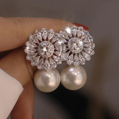 China Fashionable wholesale minimalist pearl earrings jewelry factory freshwater pearl earrings for sale