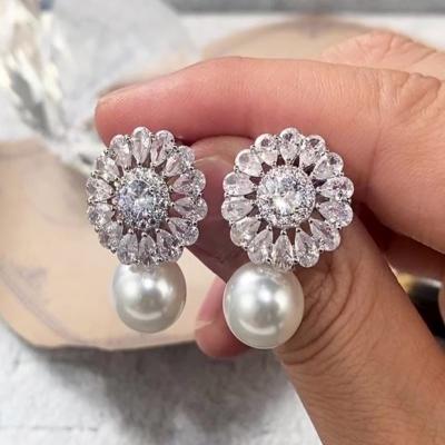 China factory luxury pearl earrings TRENDY latest outlet design for girl l pearl circle women earrings for sale