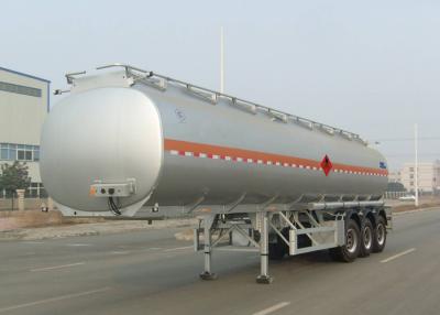 China Trailer de tanque de acero al carbono de tres ejes, tanque de combustible de petróleo y diesel 40000L en venta