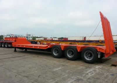 China 70 Ton Fixed Gooseneck Low Bed Semi Trailer , 3 Axle Heavy Duty Lowboy Trailer for sale