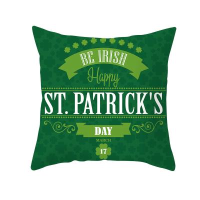 China Home Anti-Static Border St Patrick's Day Green Peach Skin Pillowcase Irish Four Leaf Clover Pillowcase for sale