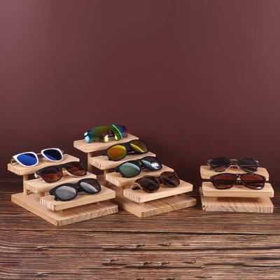 China Wooden Wooden Floor Type Creative Jewelry Disply Shelf Glass Shelf Display Rack Sunglasses Display Rack Counter Decoration for sale