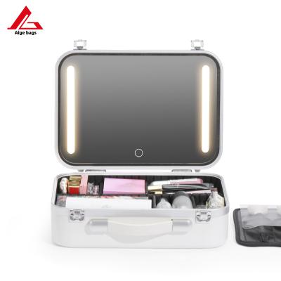 China New Fashion Wholesale Price Makeup Vanity Box Travel Cosmetic Case Professional Aluminum Portable Beauty Organizer With Led Light Mirror for sale