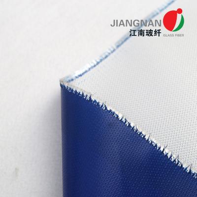 Chine Tissu de rideau en feu de fibre de verre avec l'insertion d'acier inoxydable pour la protection de haute température de canalisation à vendre