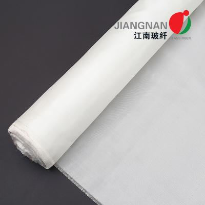 China Leichter einfacher gesponnener Fiberglas-Stoff 100% des Fiberglas-7628 für elektronische Isoliermaterialien zu verkaufen