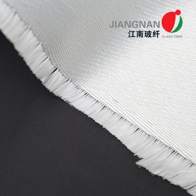 China Fiberglas-Gewebe-hohe Intensitäts-Fiberglas-Boots-Stoff der 0.6mm Korrosionsbeständigkeits-666 zu verkaufen