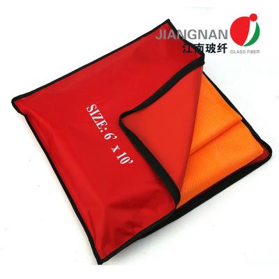 China 1.0mm Stärke-Fiberglas-Schweißens-Decke harmlos zu verkaufen