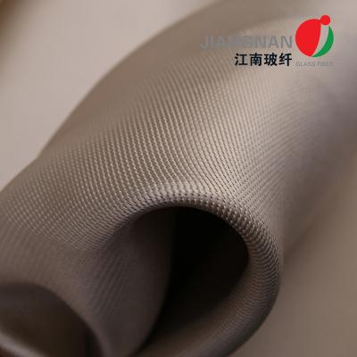 Cina 650g uso generale a prova di fuoco dell'indumento di protezione del panno del silicone della silice 96% per tessuto ad alta temperatura in vendita