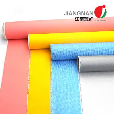 China Ein silbernes silikonumhülltes Fiberglas-Seitengewebe für Brandverhütung zu verkaufen