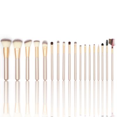 China Angular Blush Soft Gold 18Pcs Make Up Brushes Tools Cosmetic Beauty Makeup Brush Set Synthetic Hair Aluminum Olive Wood Handle for sale