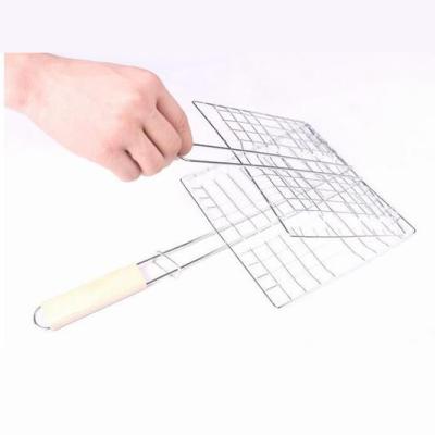 China Easily Cleaned Outdoor Tool Wood Handle Direct Selling Direct Selling Iron Wire Barbecue Grill Net Square Net for sale