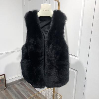 China Anti-wrinkle factory wholesale natural fur coat fashion hot design new arrived sleeveless women's real fox fur vest for sale