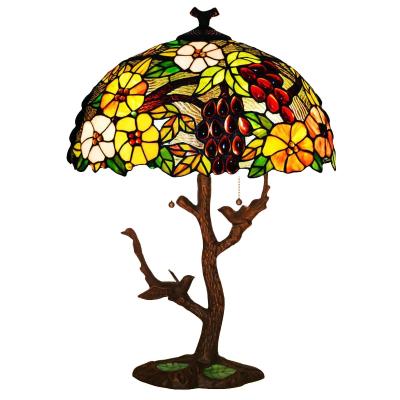 China Farmhouse 17 inch stained table lamp European style living room lamp creative glass bedroom bedside lamp for sale