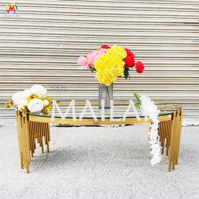 China (Other) high quality adjustable tempered glass top stainless steel coffee table to wedding for sale