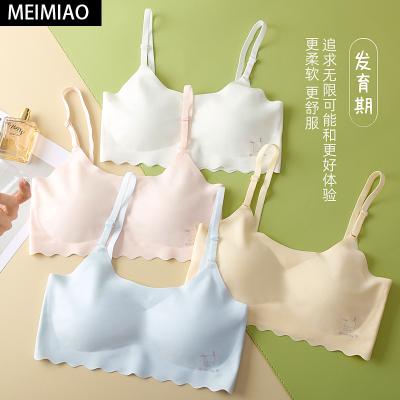 China Seamless Stylish Teens First Bra Bralette Ultra Soft Comfortable Cotton For Junior Girls Simple Candy Bra Removable Beautiful Padded for sale