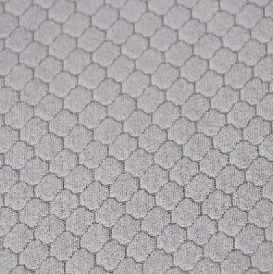 China 1mm 2mm 3mm Laminated Recycled Neoprene Fabric Embossed Rubber for sale