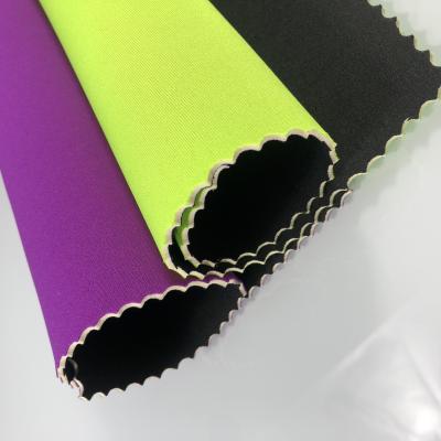 China 3mm CR Soft Neoprene Rubber Sheet , Cloth Textured Neoprene Sheet for sale