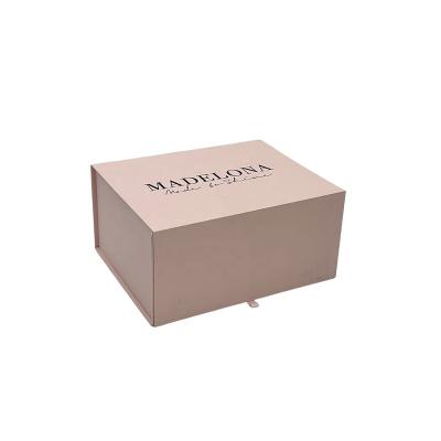 China Recycled Materials Custom Gift Wrapping Luxury Magnetic Paper Gift Box for sale