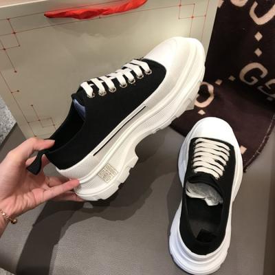 China Trend M Queen Original Luxury Fashion Casual Women's White Flat Platform Designer Canvas Breathable Sneakers Custom Unisex Shoes for sale