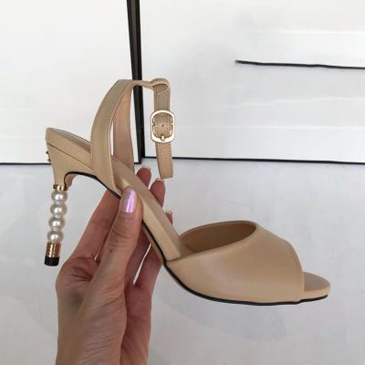 China Fashion Trend Sex Pearl Shape New Arrivals 2021 Summer New Arrivals Designer Women's Fashionable Clear Luxury Leather Slide Ladies Heeled for sale