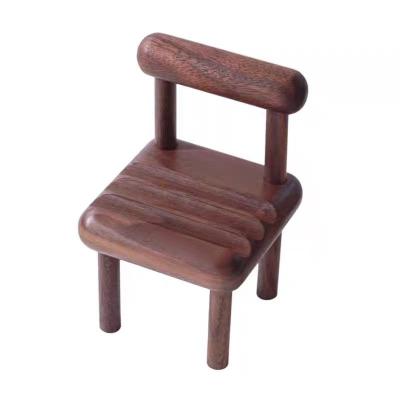 China Flexible Portable Universal Lazy Table Office Chair Cell Phone Holder Wood Stand For Table for sale