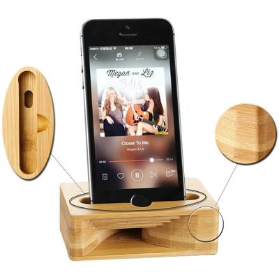 China Flexible Portable Natural Universal Mobile Phone Stand Cell Phone Bamboo Wood Desk Stand With Voice Amplifier Speaker Mount Bracket for sale