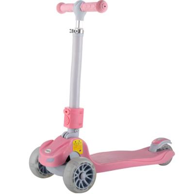 China Hot Selling Three Wheels Kids Game Kick Scooter With Light Function for sale