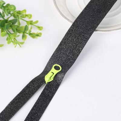 China Fashion Waterproof Black Invisible Reflective Tape Zipper Waterproof Reflective Zipper for sale