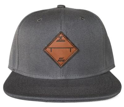 China 2021 Design Gray Caps Closed Back Closure Customizable Flat Brim White Brown 3D Embroidery Rubber Hats Leather Trim Snapback Hat Cap for sale