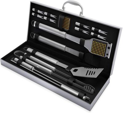 China Professional Easily Cleaned Factory Stainless Steel BBQ 16pcs Grill Tool Kit Outdoor BBQ Accessories Set With Case for sale