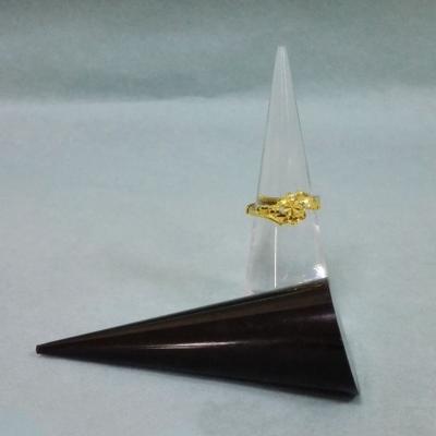 China Modern Clear Acrylic Cone Ring Finger Ring Stand Organizer Storage Ring Holder Jewelery Ring Display for sale