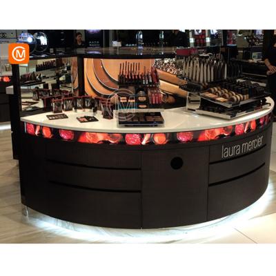 China Luxury Wooden Cosmetic Shop Fittings Retail Store Custom Cosmetic Shop Furniture for sale