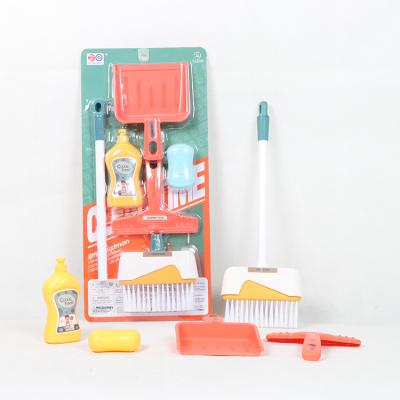 China Plastic Pretend PlanToys Cleaning Play Set , Household Supplies Kit Kids Cleaning Play Set for sale