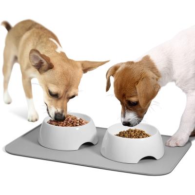 China Viable Double 2 in 1 Set of Hign Quality Pet Travel Bottle Bowl Pet Supplies Roll Cat Dog Bowl with Silicone Mat for sale